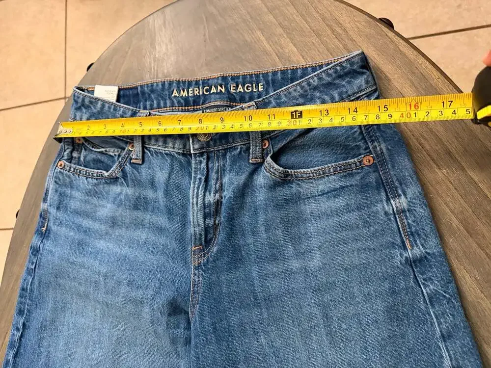 American Eagle High-Rise Wide-Leg Cropped Jeans Size 0